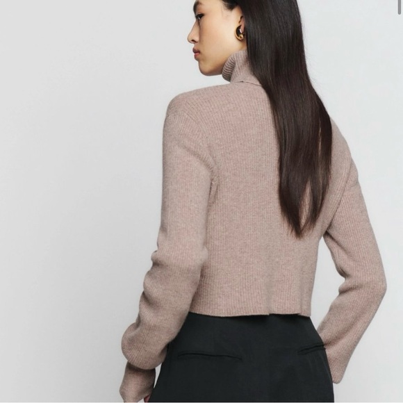 Reformation Luisa Cropped Cashmere Sweater - Picture 2 of 6